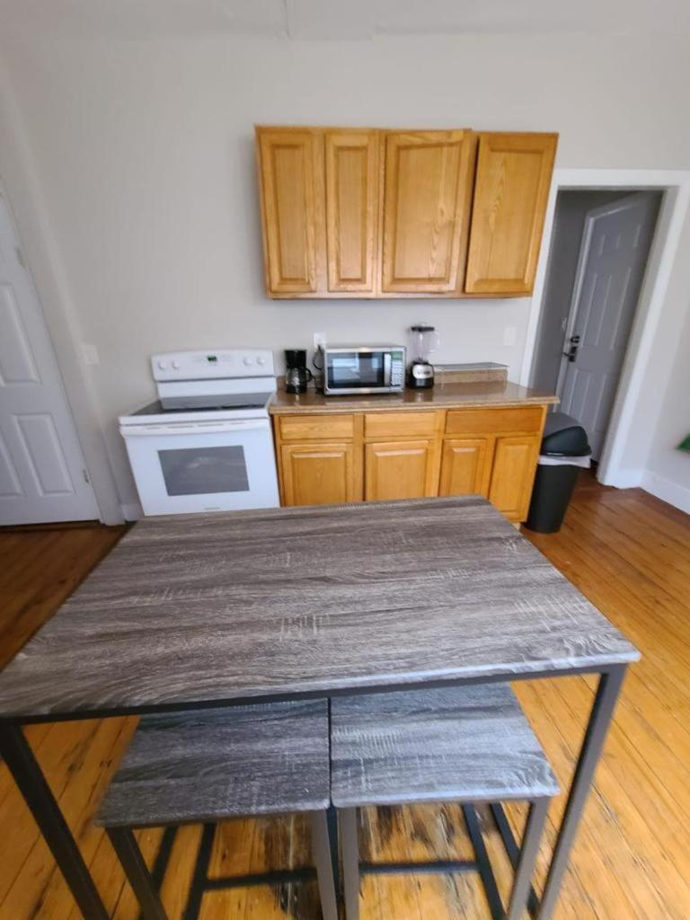 Hospedagem domiciliar Private Near To Downtown Boston